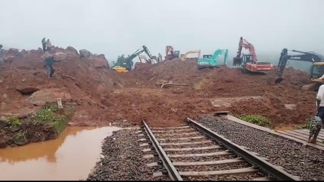 बस्तर के सैकड़ों श्रद्धालु नहीं पहुंच पाए पूरी….जानिए क्या है पूरा मामला